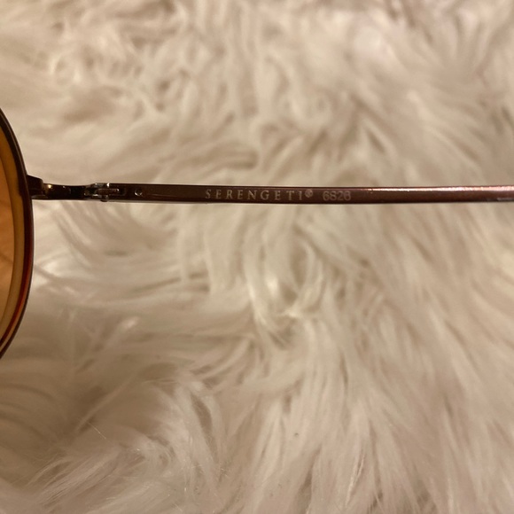 Serengeti | Medium Aviator (((Prescription))) Sun Glasses | Made in Italy - Picture 4 of 5